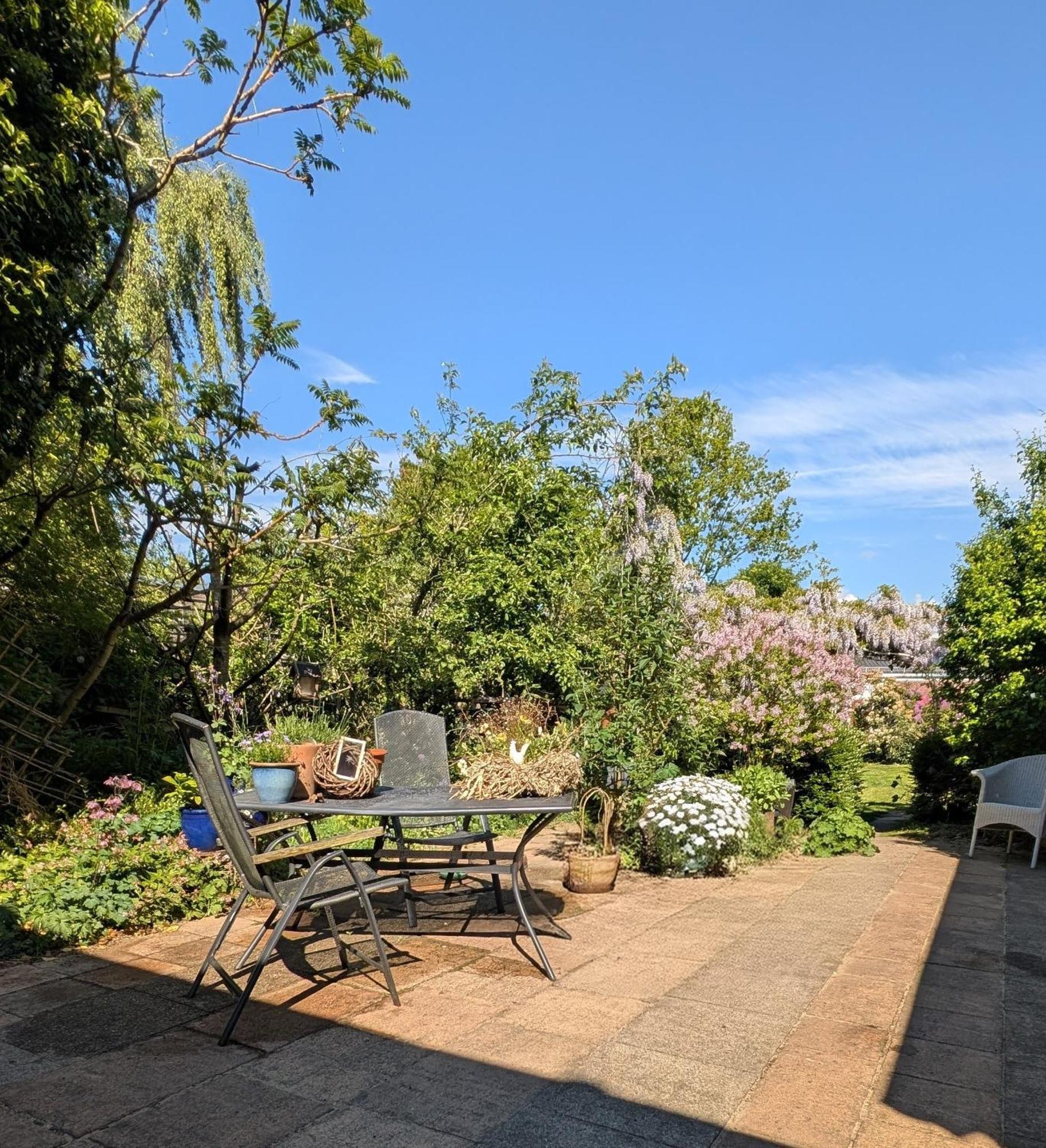 Zimmer Mit Gartenblick Schleswig Luaran gambar